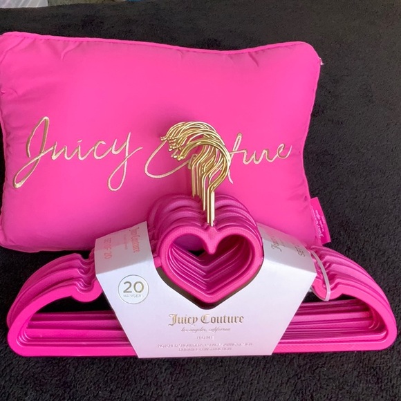 💖20 Hangers Juicy Couture Notched Shoulder Space Saving Heart Top - Picture 1 of 5